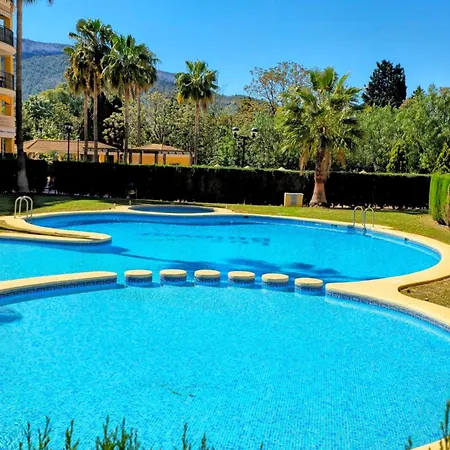 Sofia Con Piscina Y Terraza Soleada Con Vistas Al Montgo By Family Homes