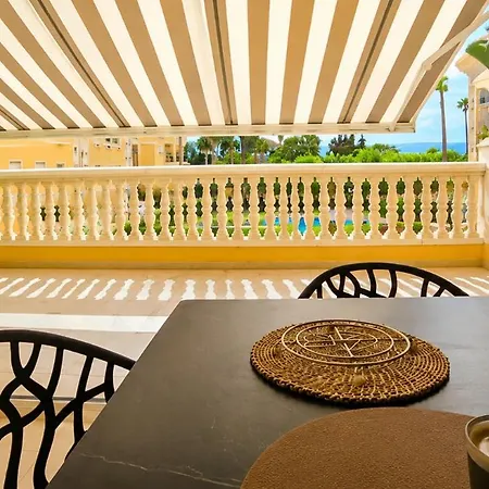 Sofia Con Piscina Y Terraza Soleada Con Vistas Al Montgo By Family Homes * デニア