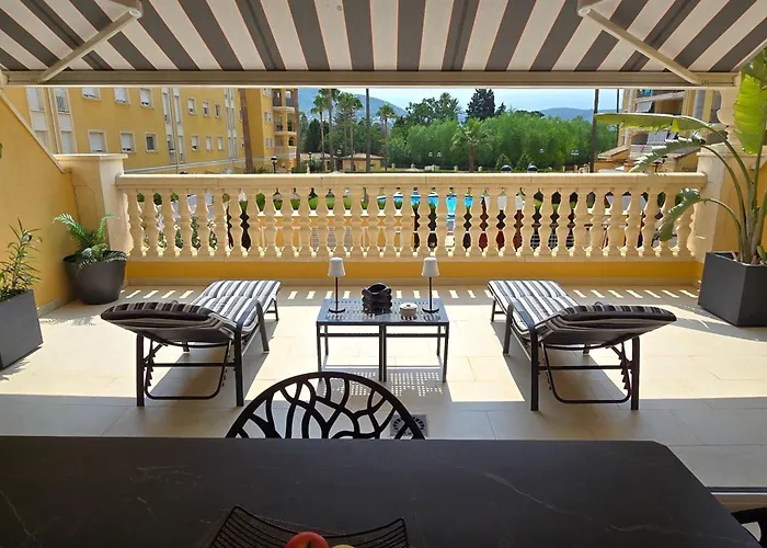 Holiday home Sofia Con Piscina Comunitaria Y Terraza Soleada By Family Homes *