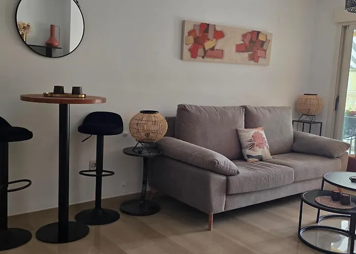 Sofia Con Piscina Comunitaria Y Terraza Soleada By Family Homes Holiday home Denia