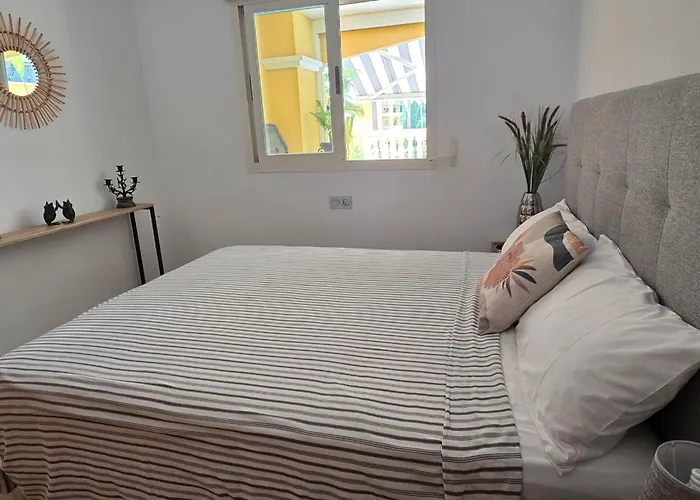 Sofia Con Piscina Comunitaria Y Terraza Soleada By Family Homes Denia